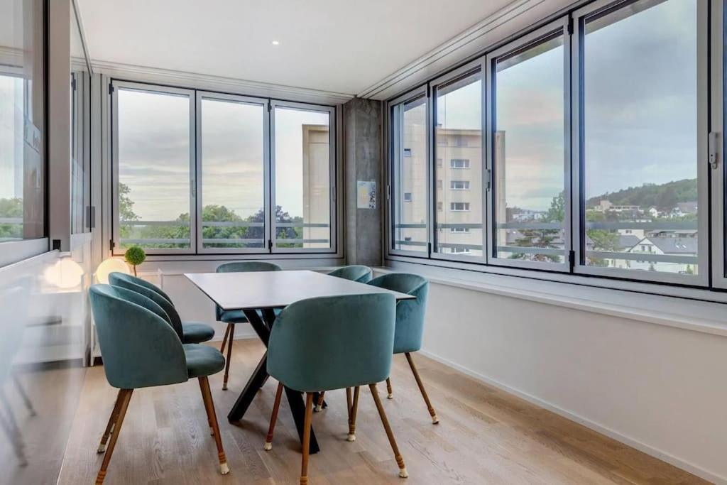 Prestigious Apt In Rhygarden Lägenhet Neuhausen Am Rheinfall Exteriör bild